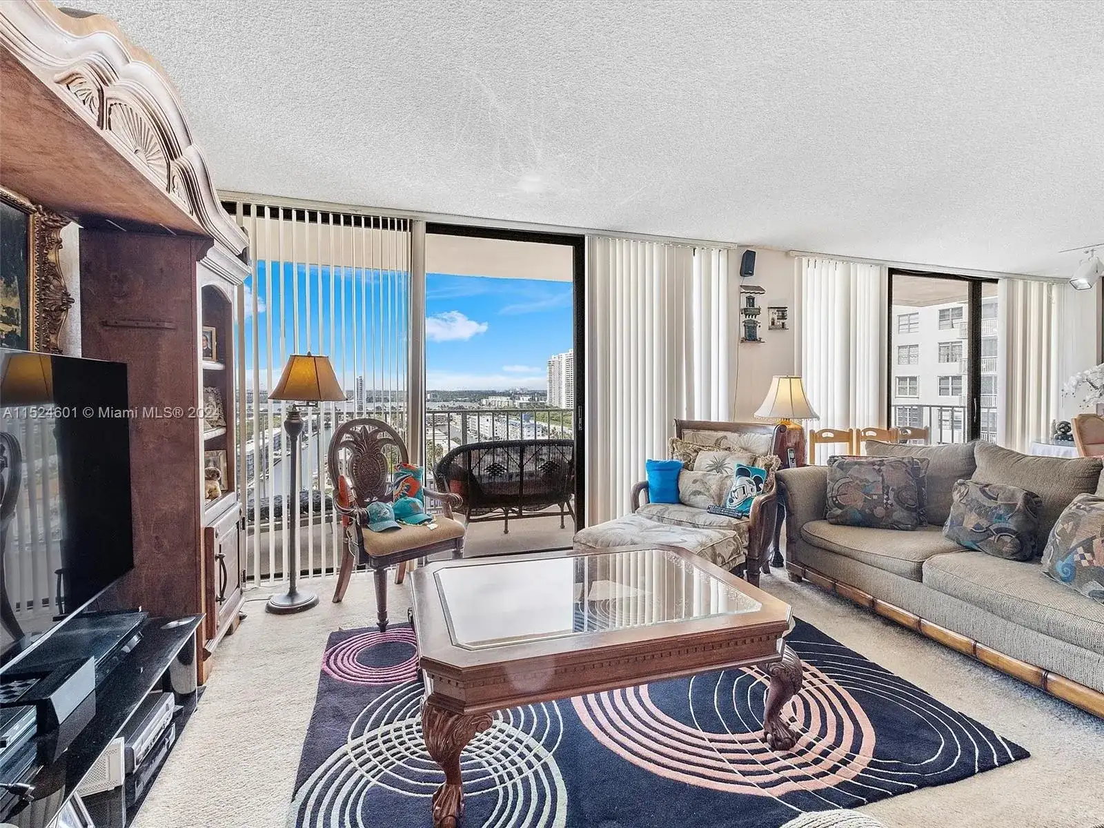 290 174th St # 1809, Sunny Isles Beach FL 33160 photo 2