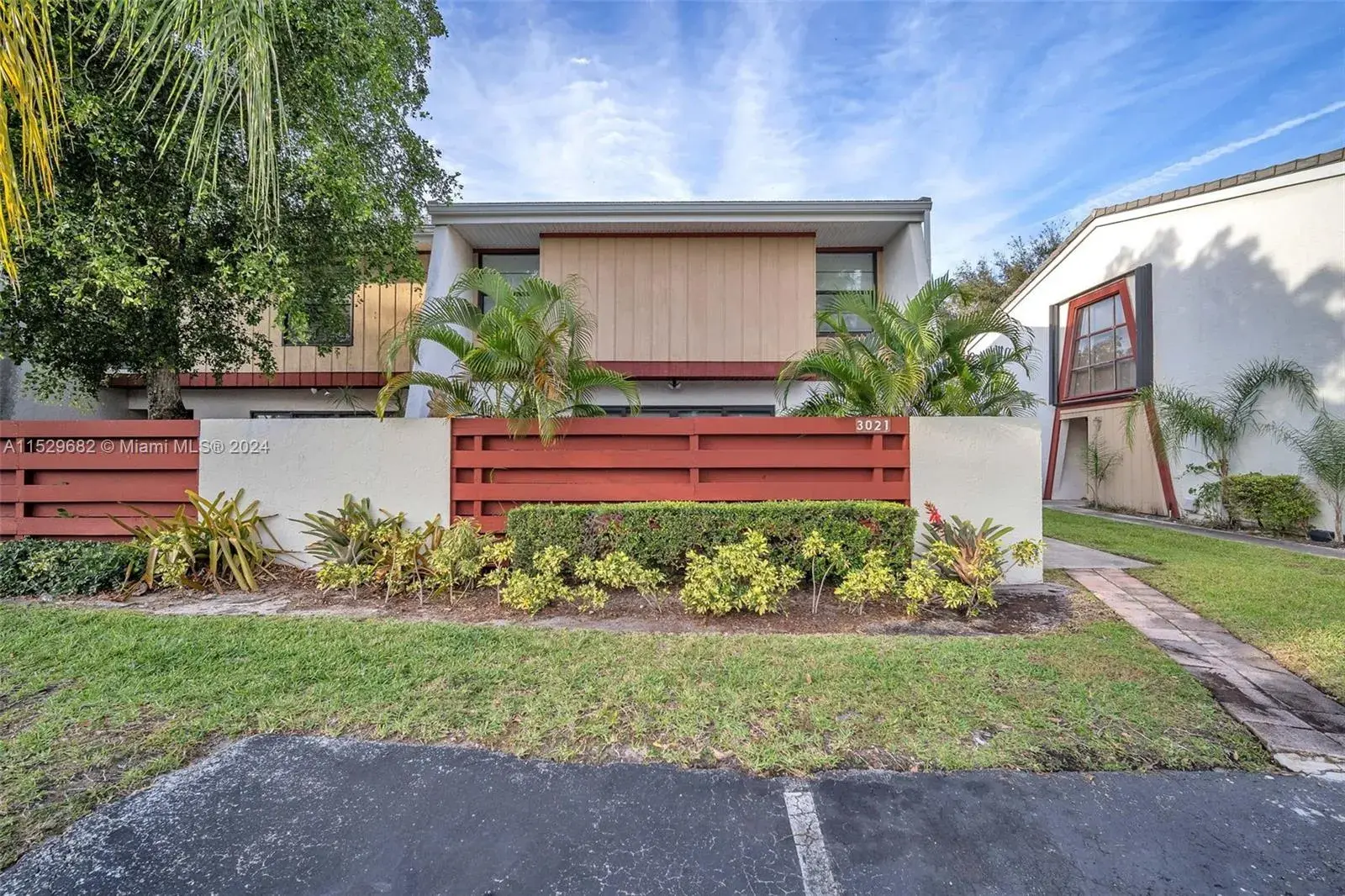 3021 Oaktree Ln # 280, Hollywood FL 33021