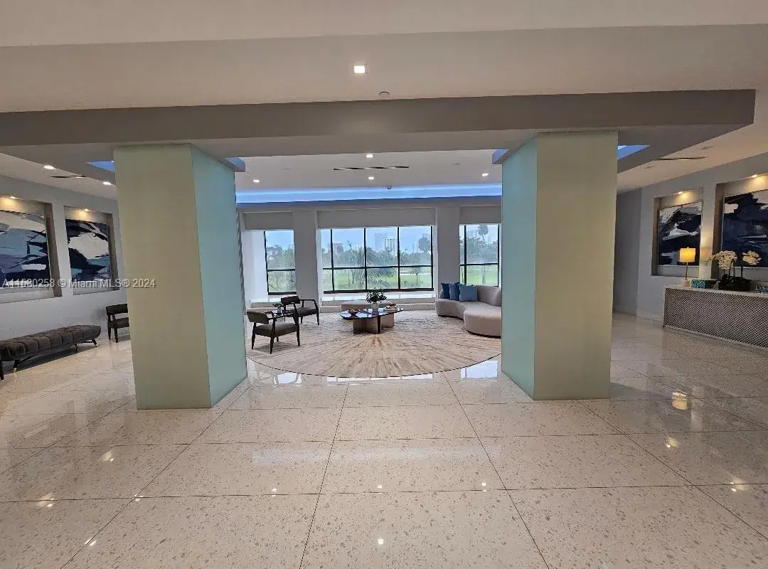 20335 W Country Club Dr, Aventura FL 33180