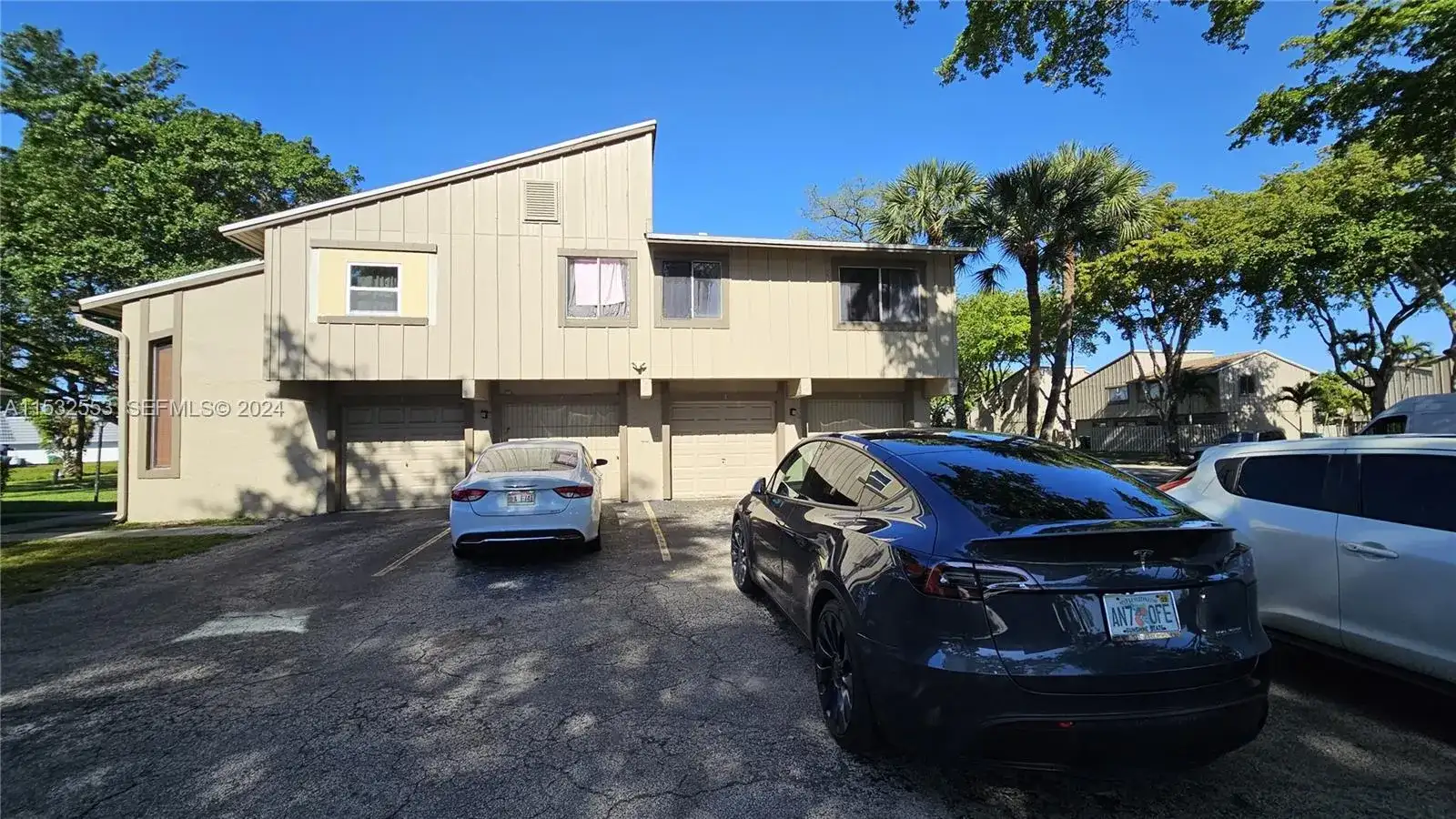 5870 NW 21st St, Lauderhill FL 33313 photo 3