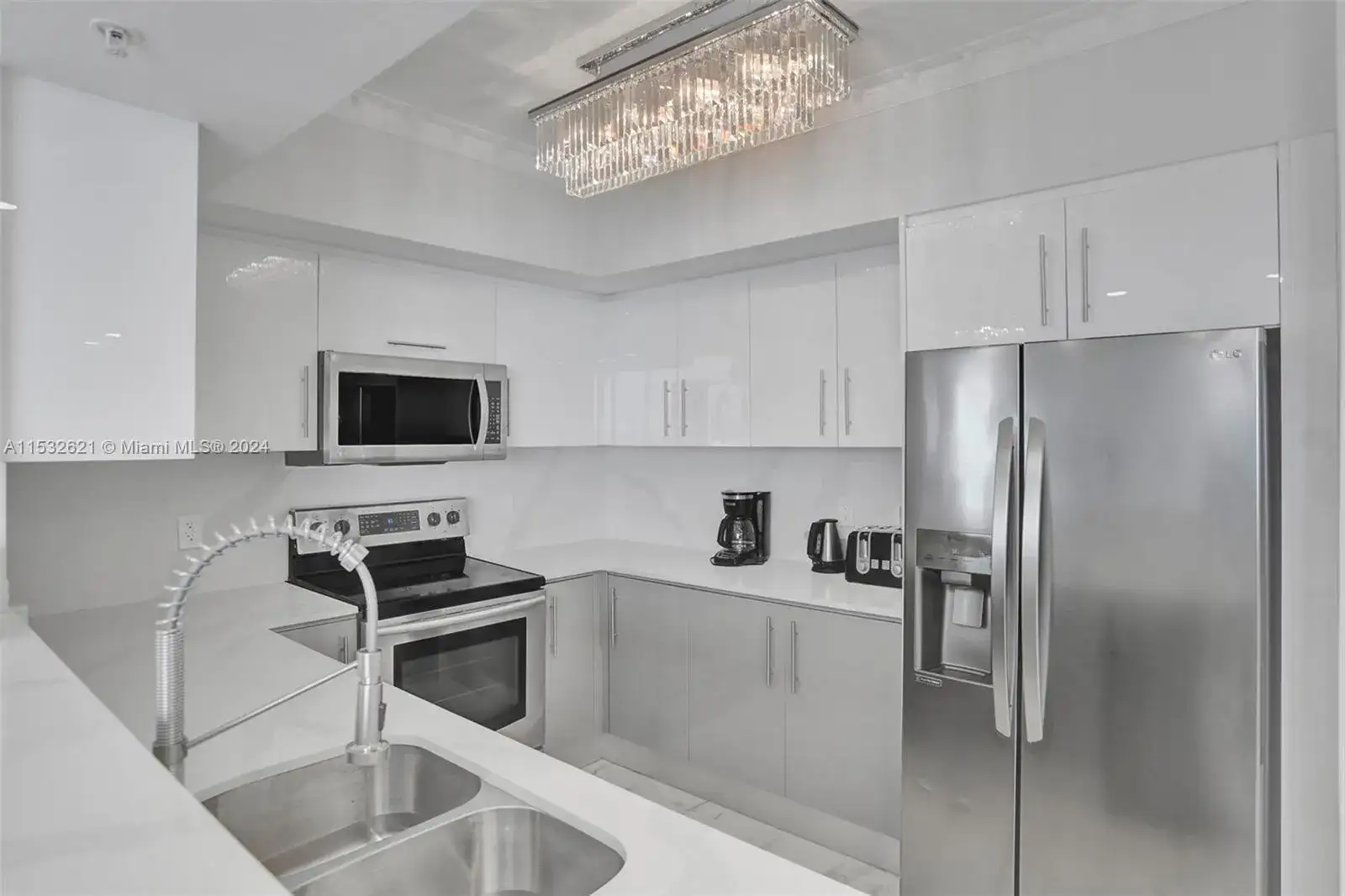 16699 Collins Ave # 2209, Sunny Isles Beach FL 33160 photo 4