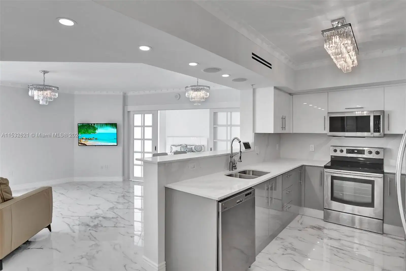 16699 Collins Ave # 2209, Sunny Isles Beach FL 33160 photo 5