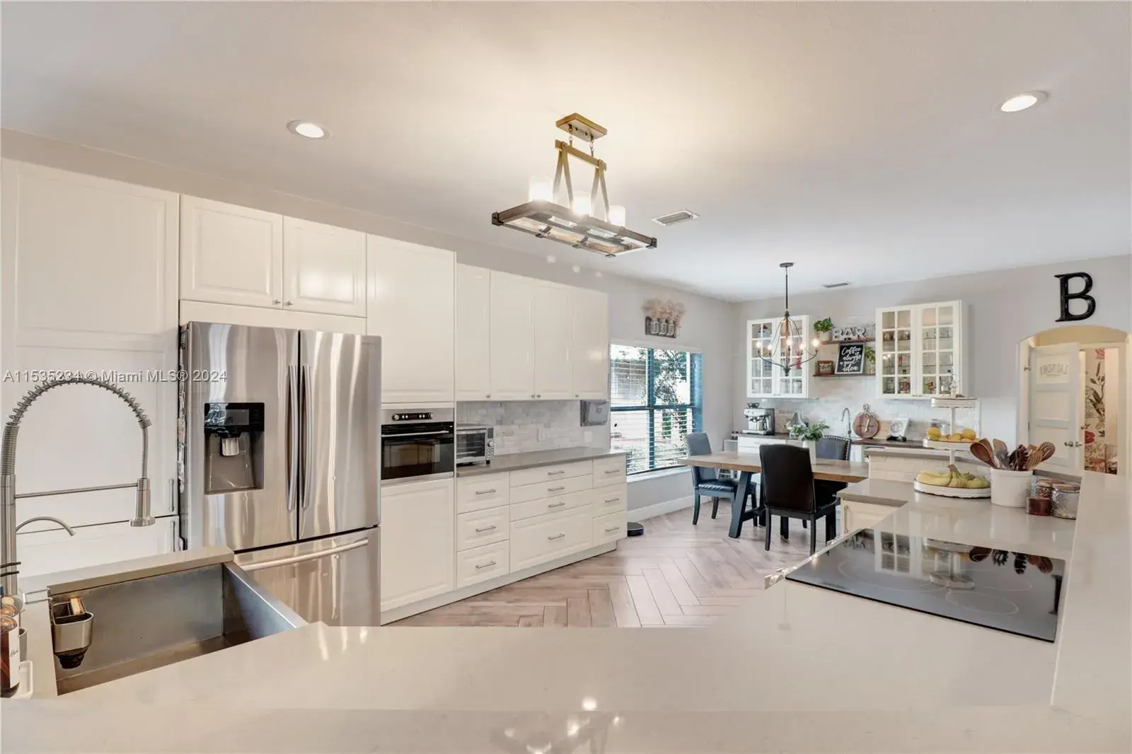 6211 NW 38th Dr, Coral Springs FL 33067