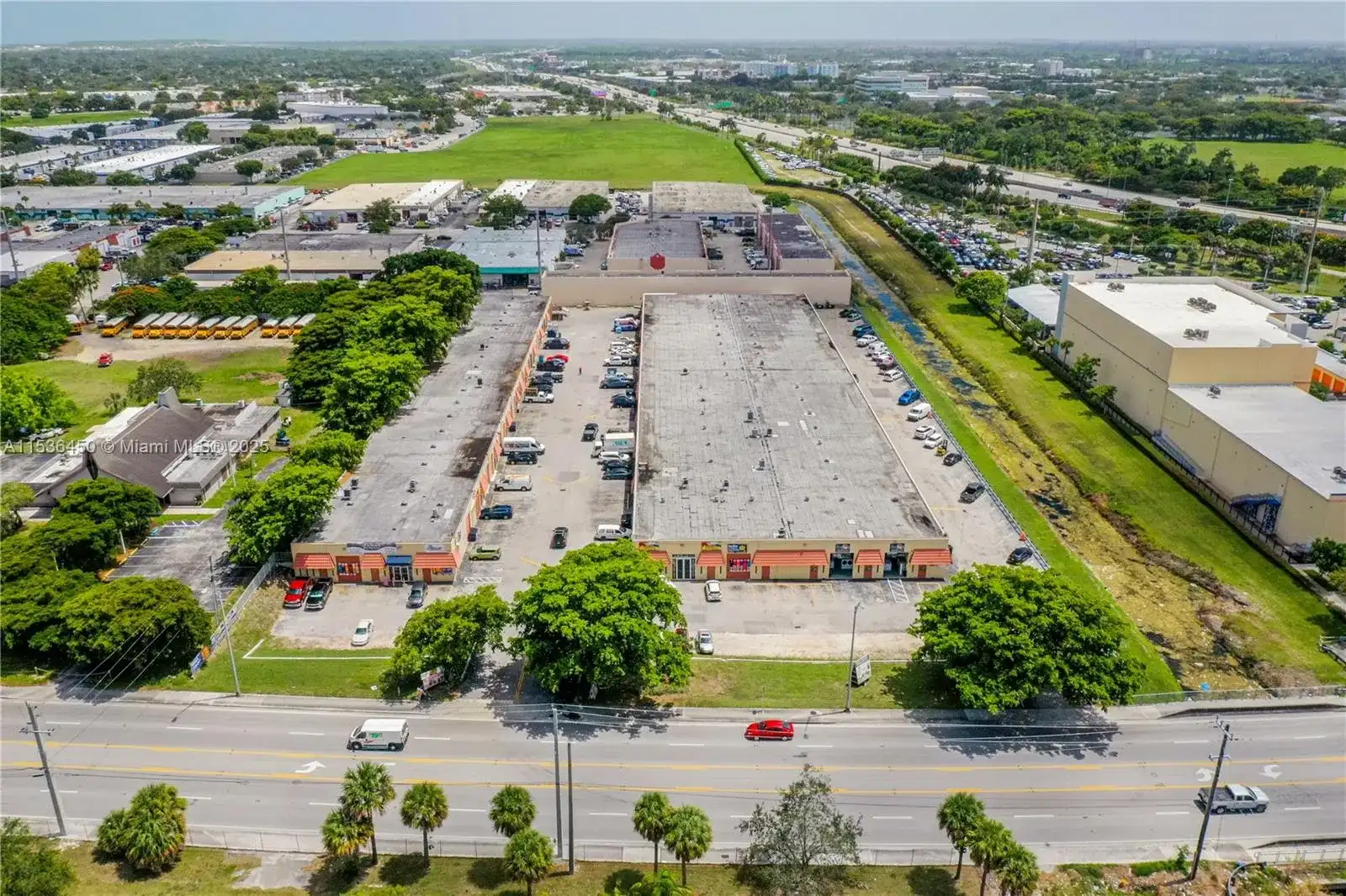 10890 QUAIL ROOST DR, Miami FL 33157