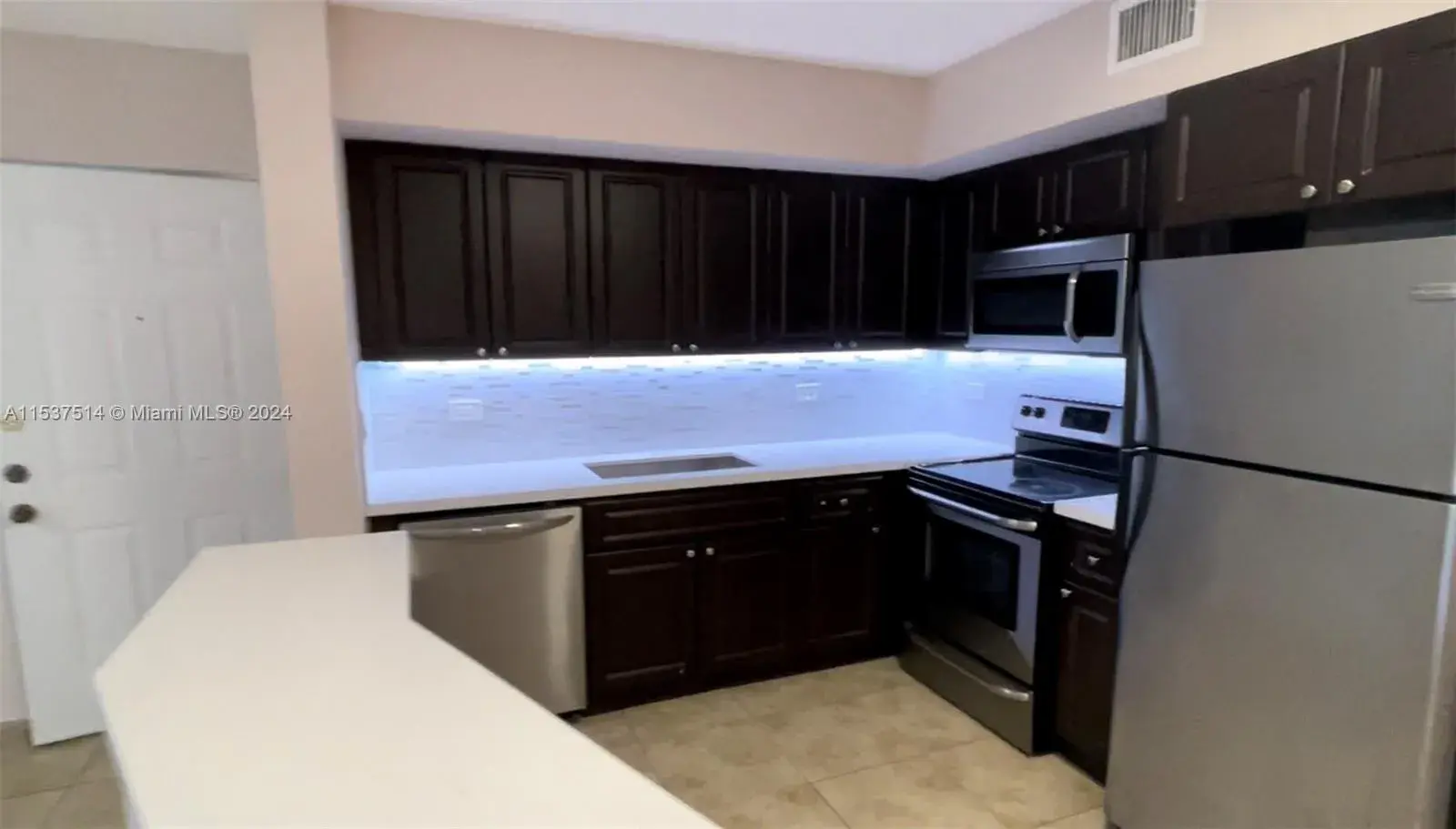 3690 N 56th Ave # 916, Hollywood FL 33021