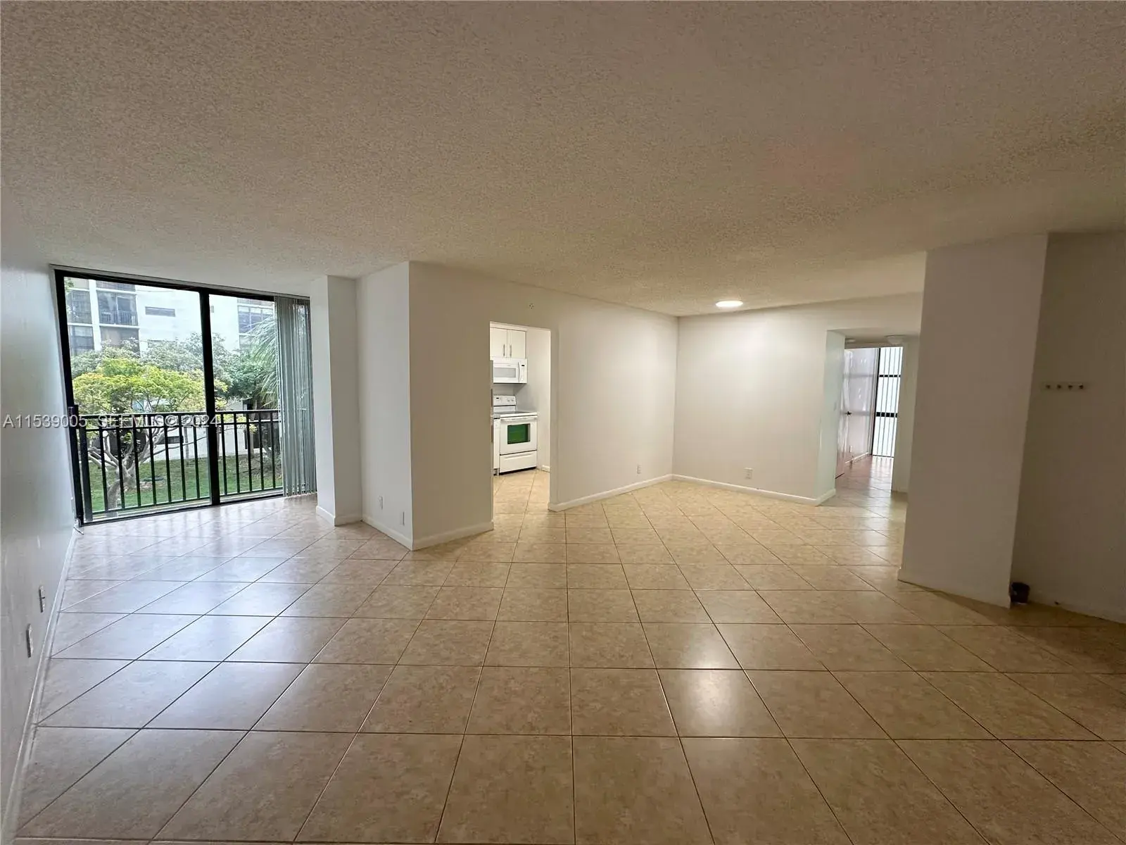 17021 N Bay Rd # 4, Sunny Isles Beach FL 33160