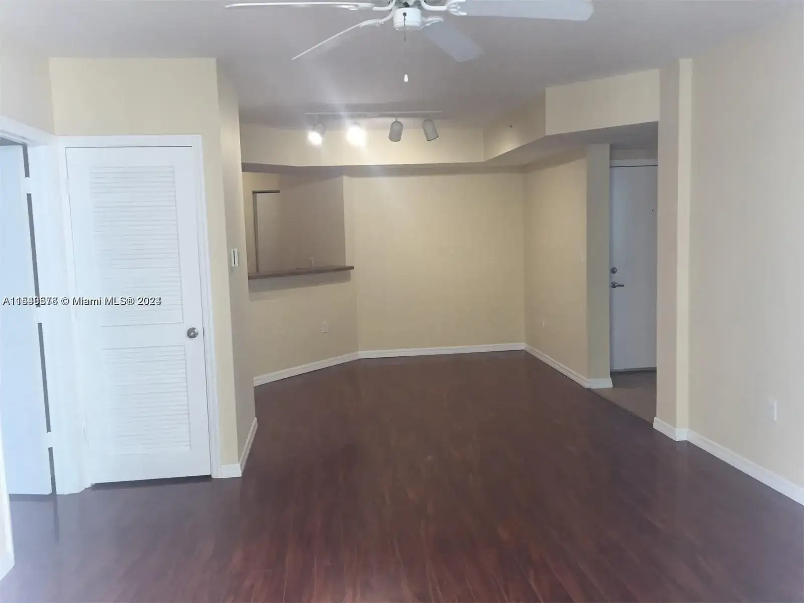 9201 Collins Ave # 724, Surfside FL 33154 photo 4