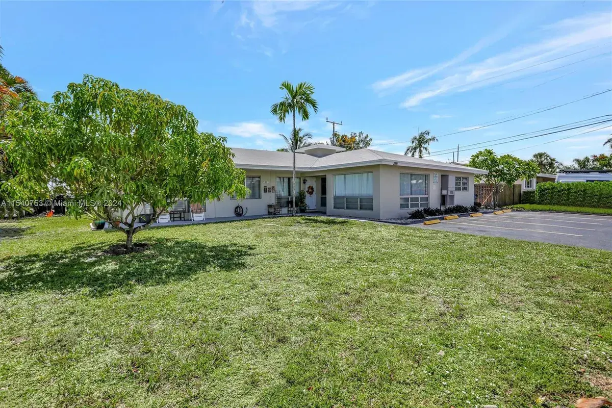 5951 NE 18th Ave, Fort Lauderdale FL 33334