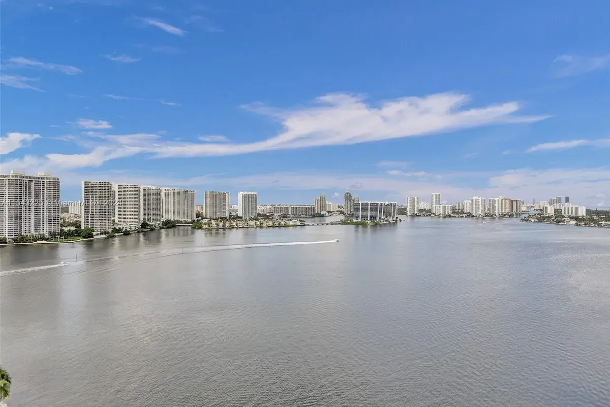 251 174th St # 2220, Sunny Isles Beach FL 33160