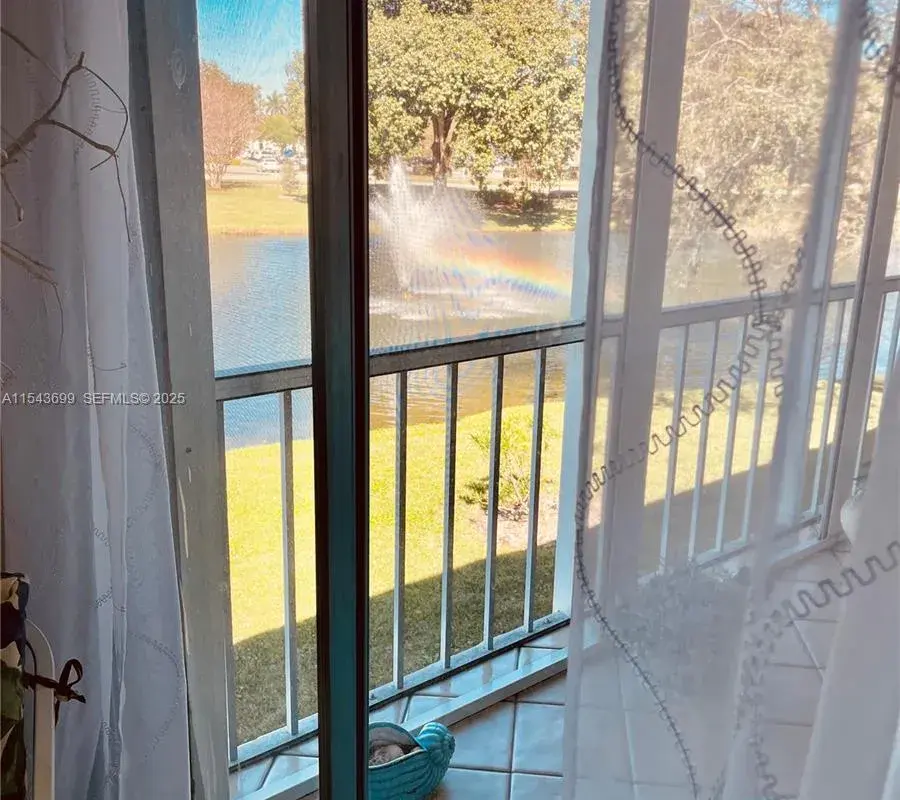 2709 Nassau Bnd # G2, Coconut Creek FL 33066