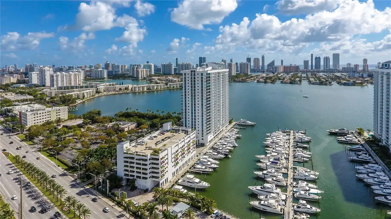 17301 Biscayne Blvd # 1201, North Miami Beach FL 33160 photo 2