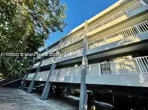645 NE 121st St # 307, North Miami FL 33161 photo 3