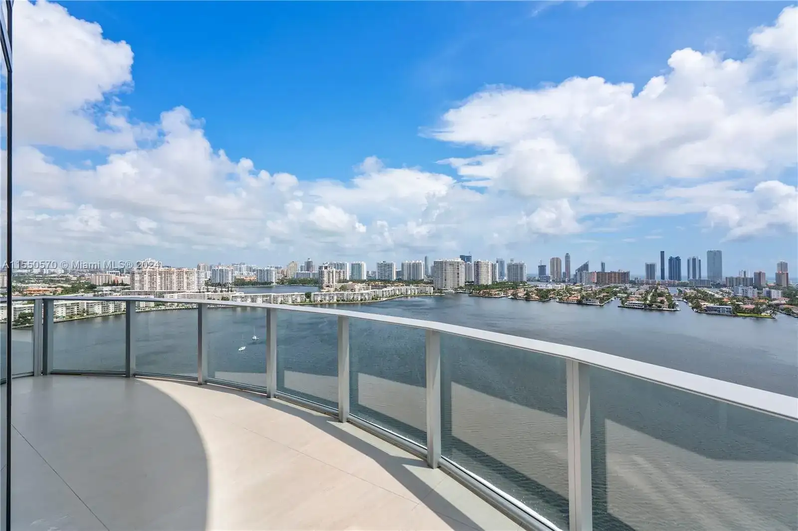 17111 Biscayne Blvd # 2111, North Miami Beach FL 33160 photo 2