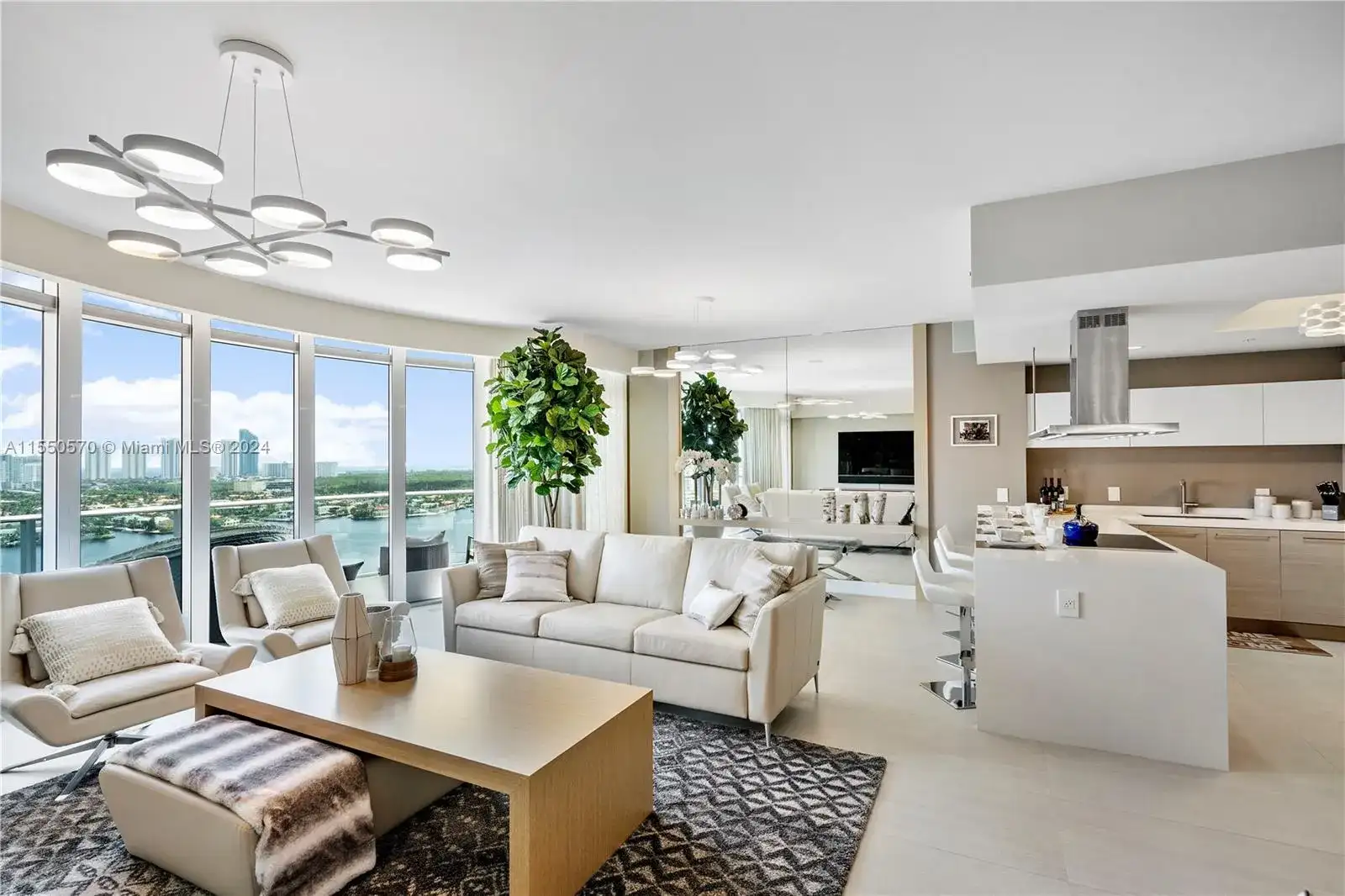 17111 Biscayne Blvd # 2111, North Miami Beach FL 33160 photo 5