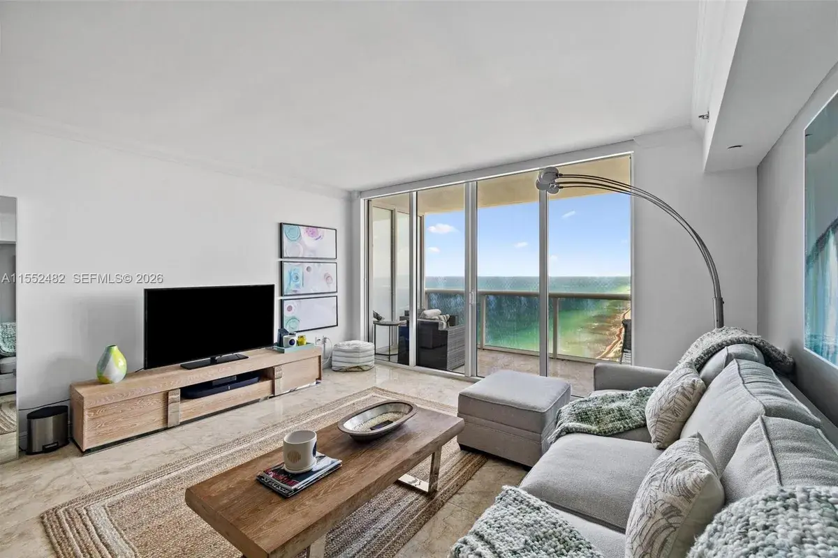 1830 S Ocean Dr # 5005, Hallandale Beach FL 33009