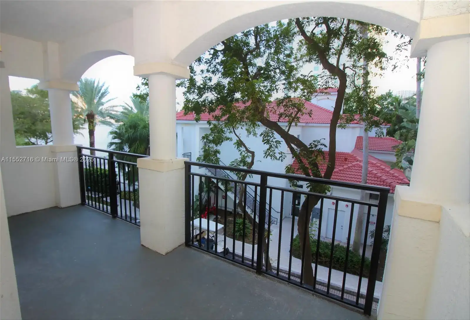 3255 NE 184th St # 12311, Aventura FL 33160 photo 4