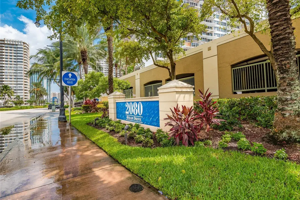2080 S Ocean Dr # 602, Hallandale Beach FL 33009