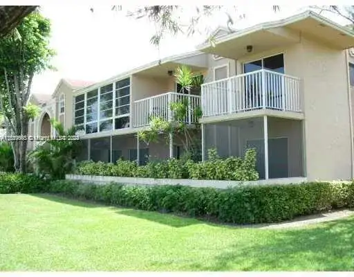 4770 NW 102nd Ave # 19, Doral FL 33178 photo 3