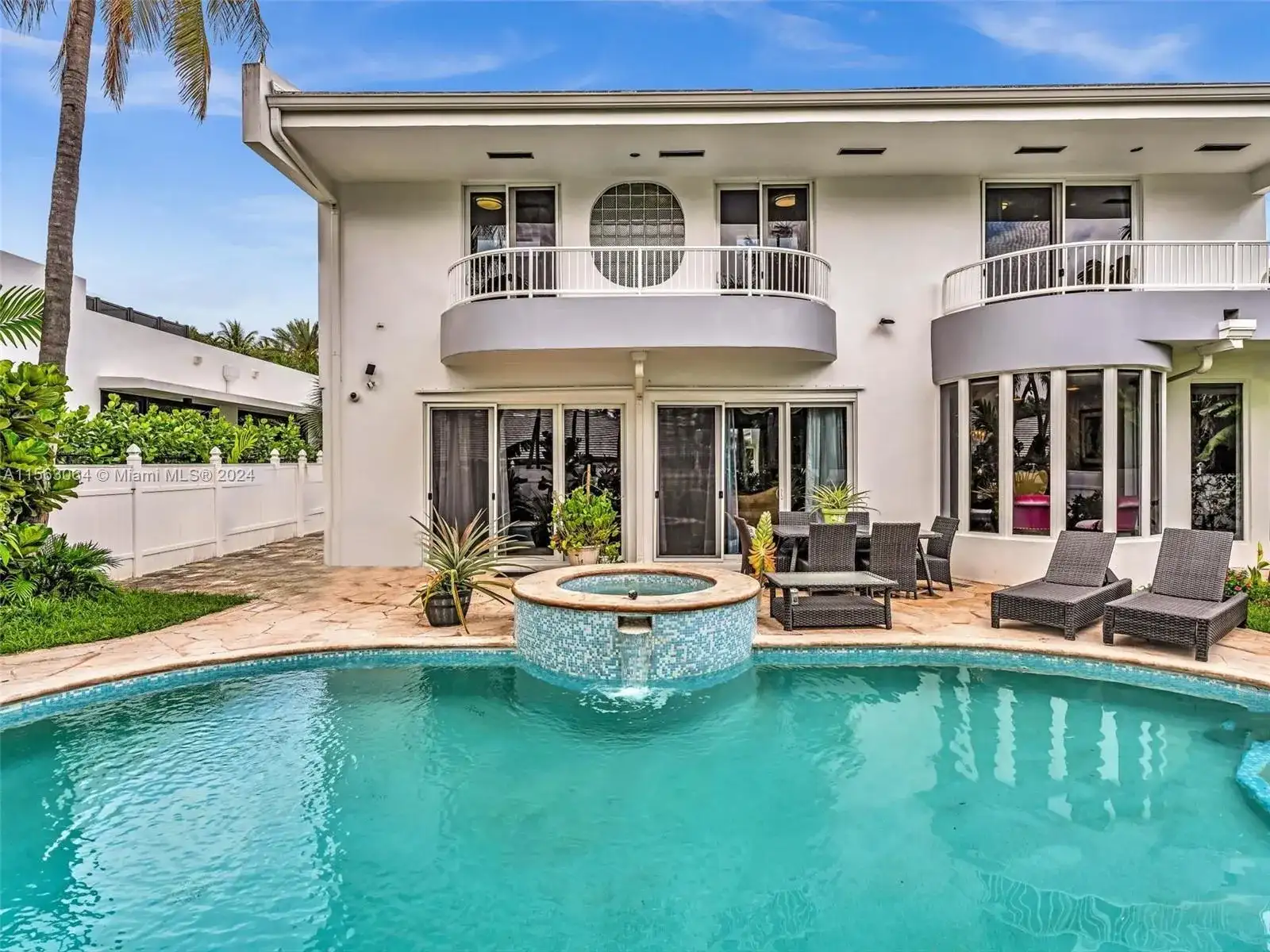 616 Ocean Blvd, Golden Beach FL 33160 photo 2