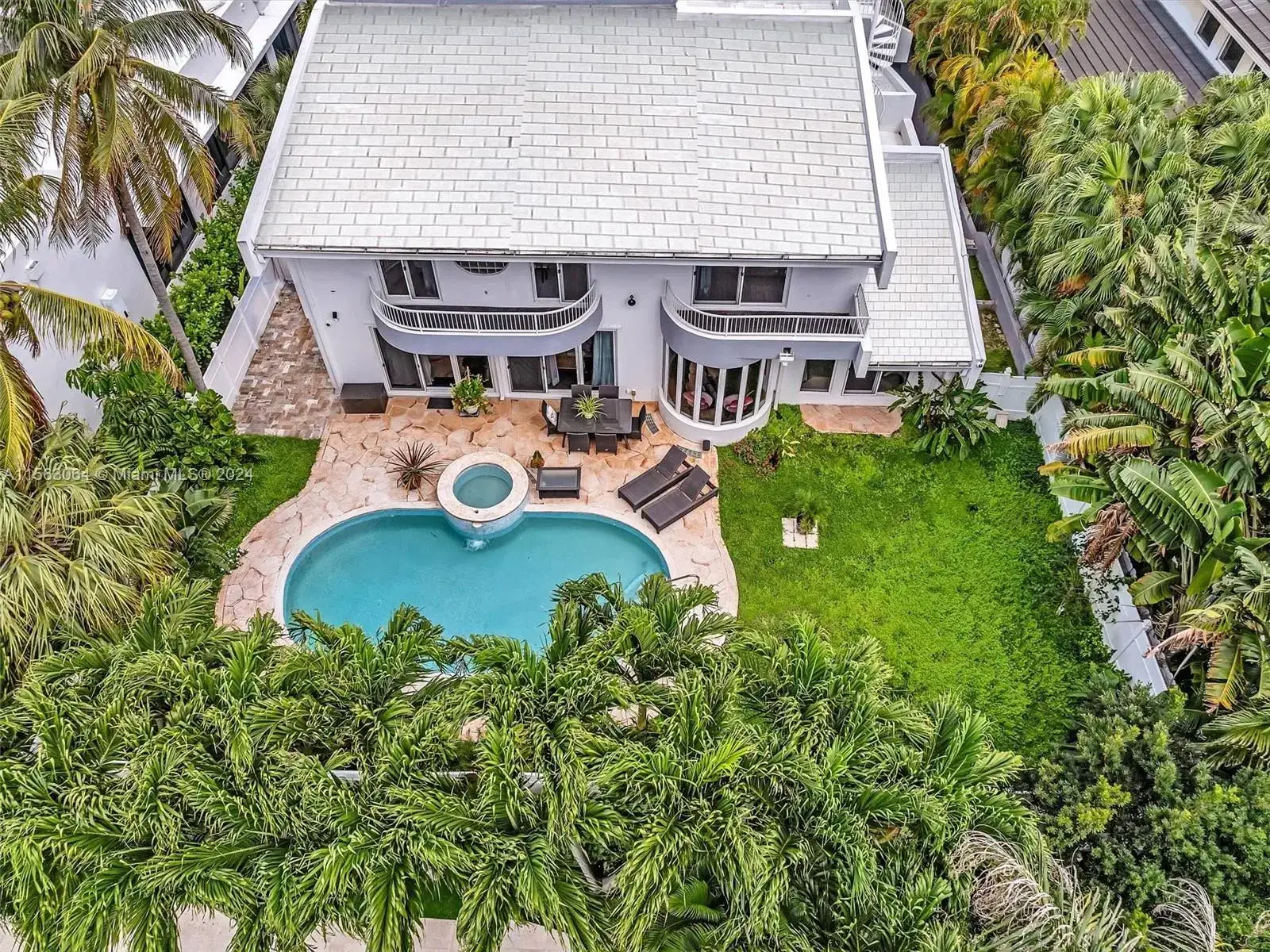 616 Ocean Blvd, Golden Beach FL 33160 photo 4
