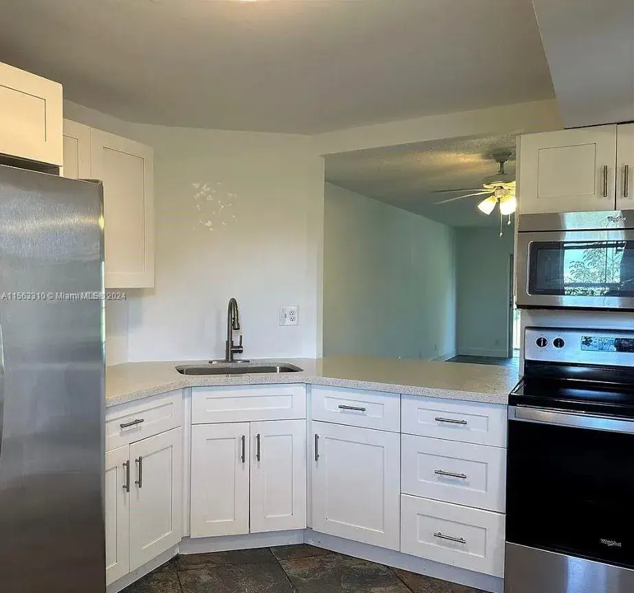 6201 N Falls Cir Dr # 304, Lauderhill FL 33319