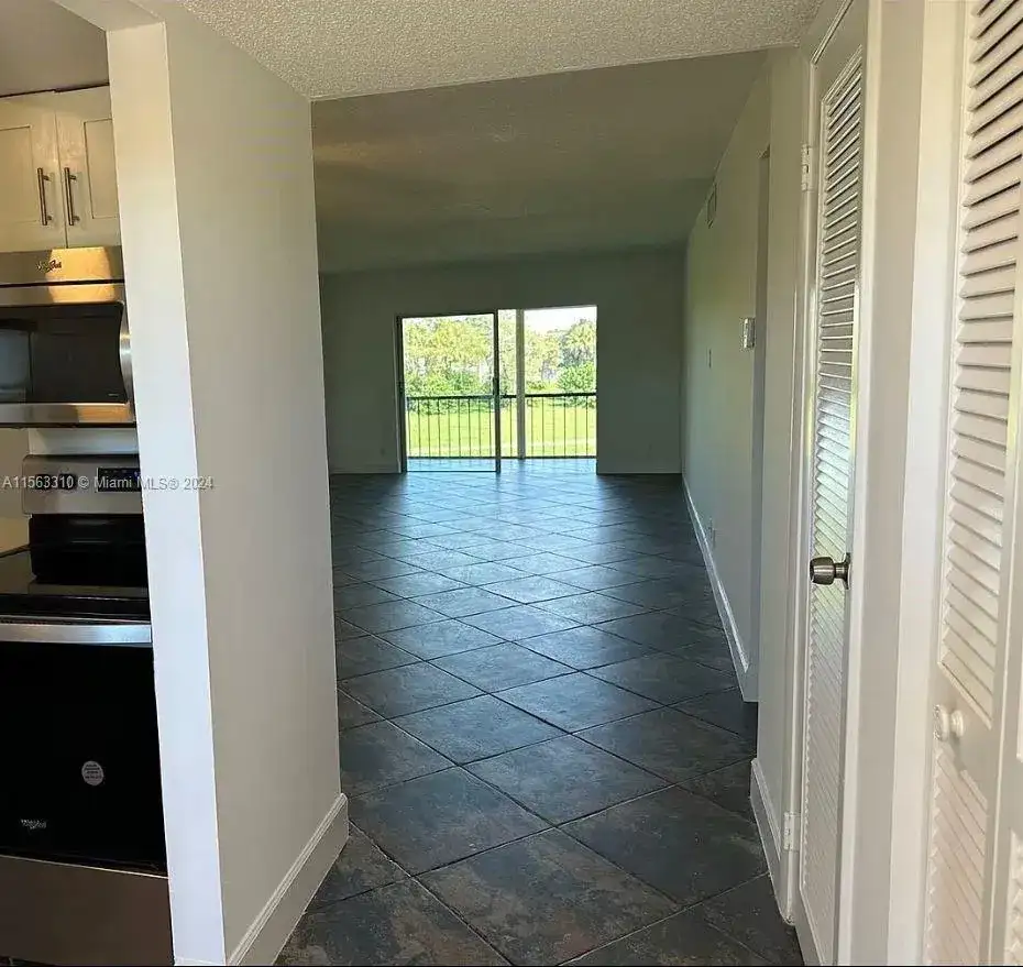 6201 N Falls Cir Dr # 304, Lauderhill FL 33319 photo 3