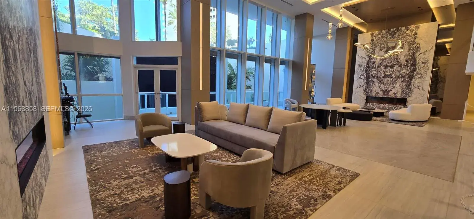 21205 Yacht Club Dr, Aventura FL 33180