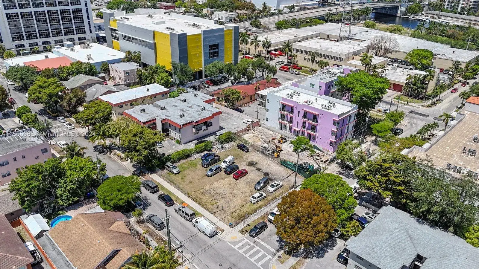 620 NW 11th Ave, Miami FL 33136 photo 3