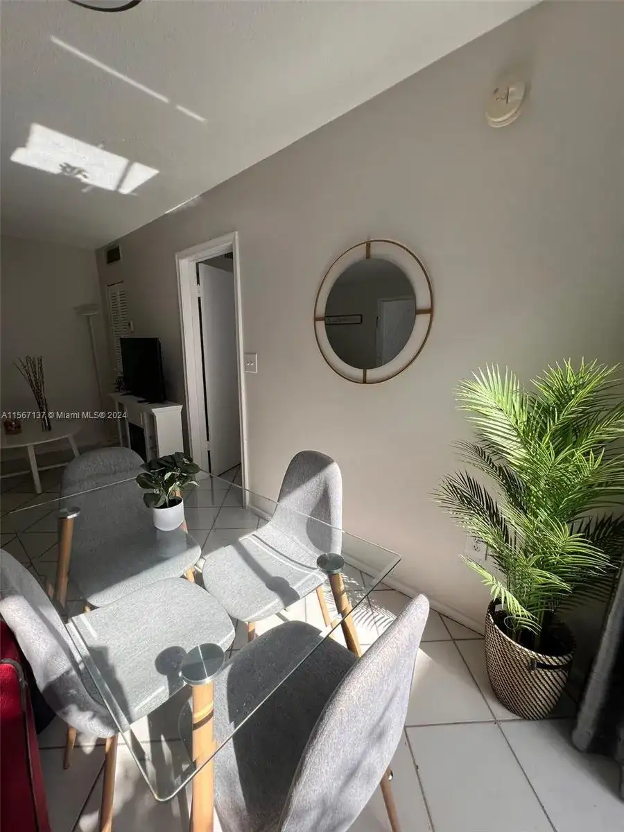 753 Michigan Ave # 3C, Miami Beach FL 33139 photo 3