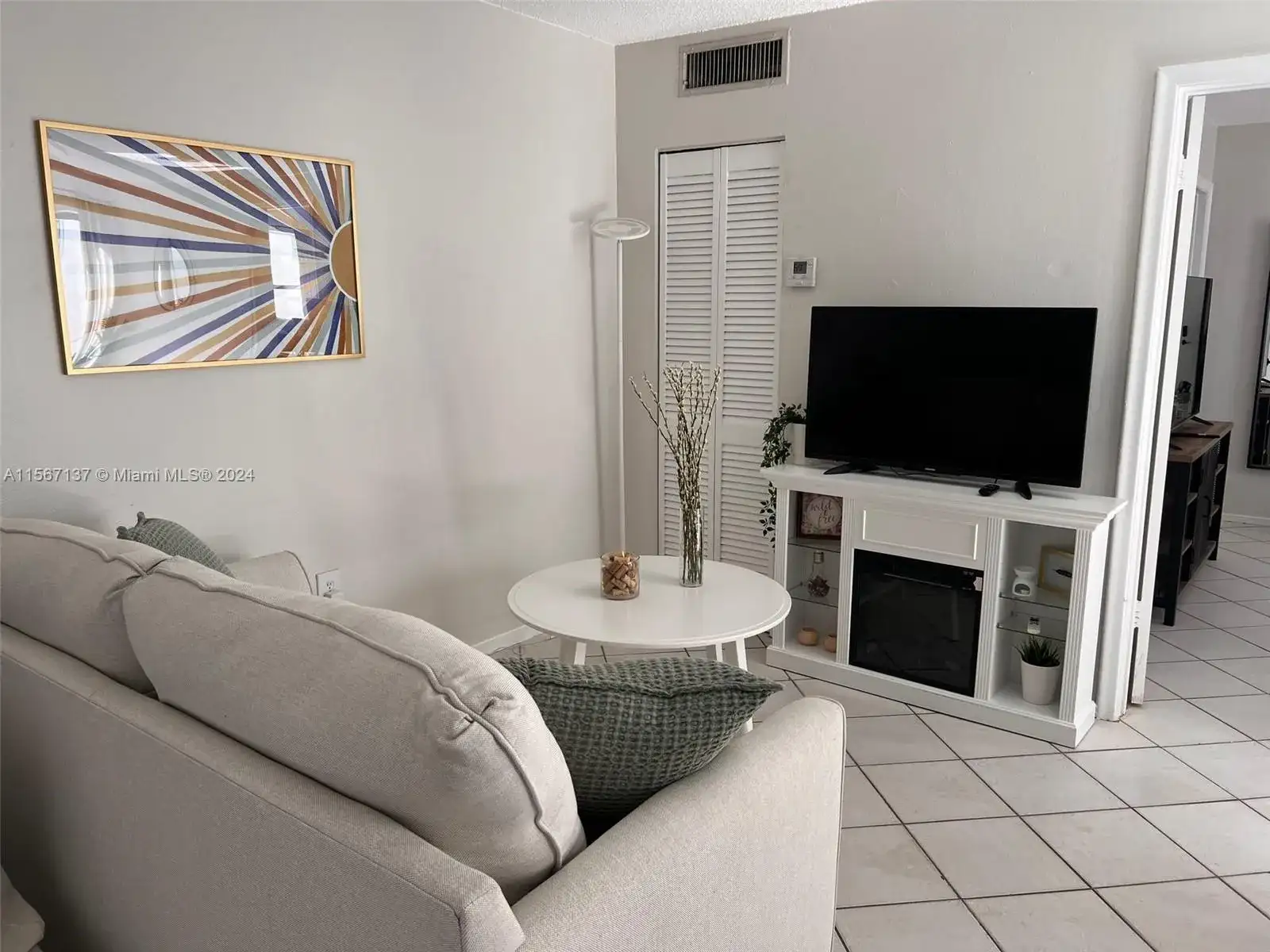 753 Michigan Ave # 3C, Miami Beach FL 33139 photo 4