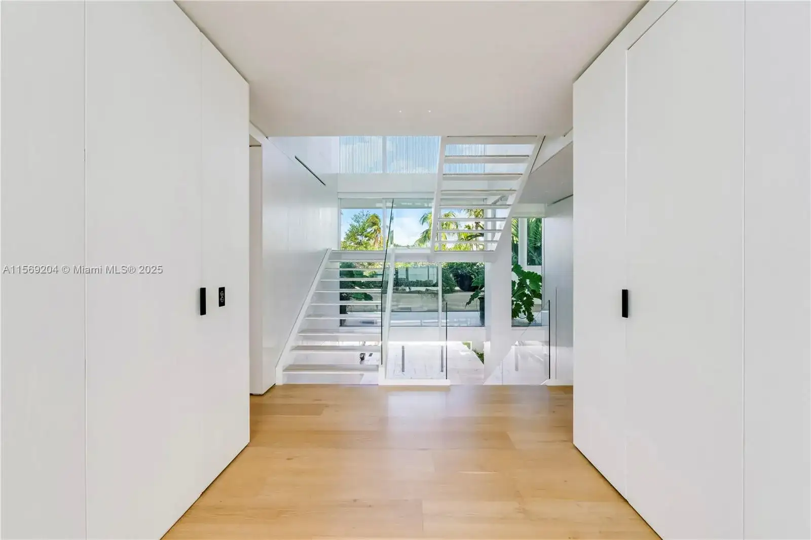 440 S Mashta Dr, Key Biscayne FL 33149 photo 5