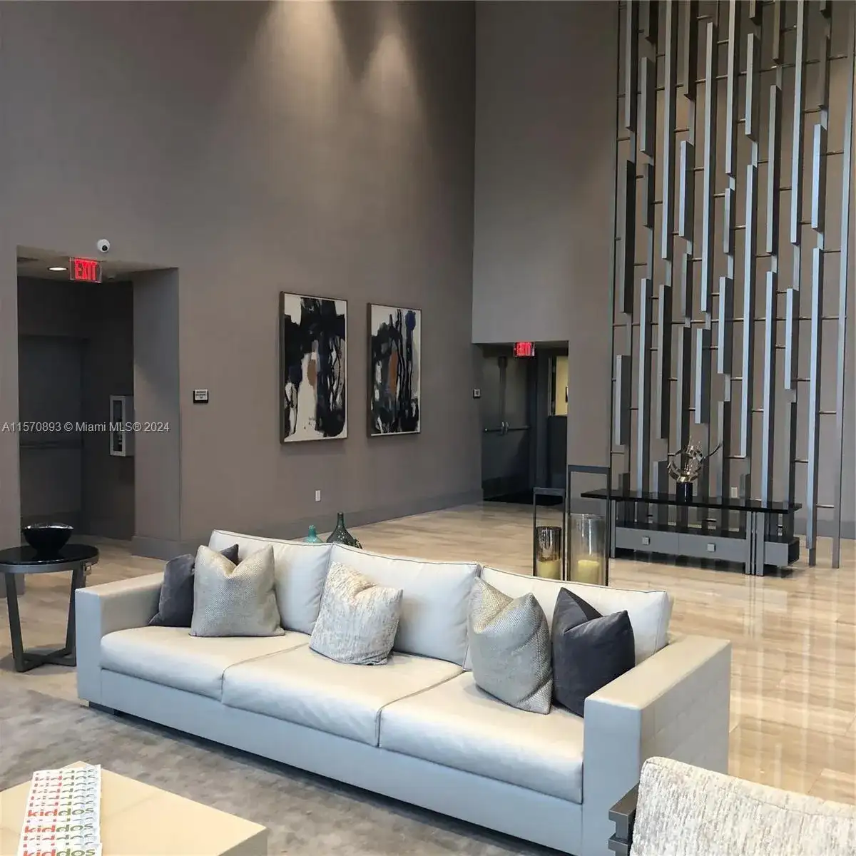 5300 NW paseo Blvd # 1705, Doral FL 33166 photo 2