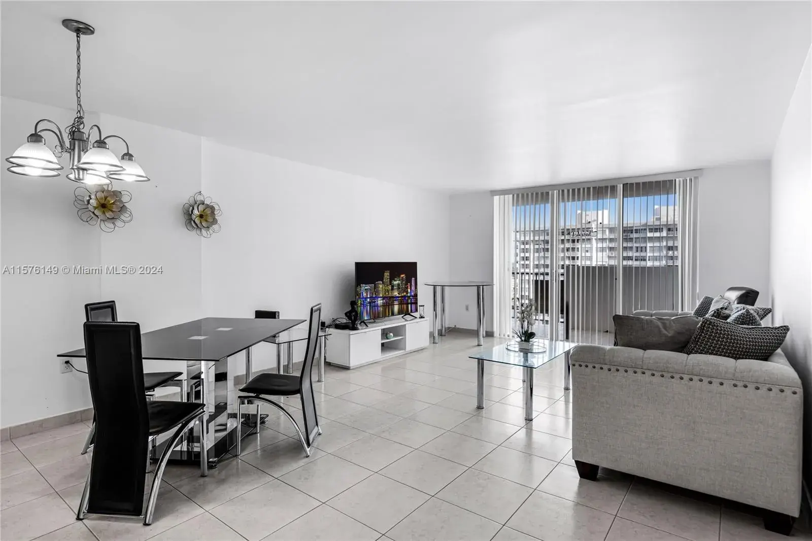 2780 NE 183rd St # 1708, Aventura FL 33160