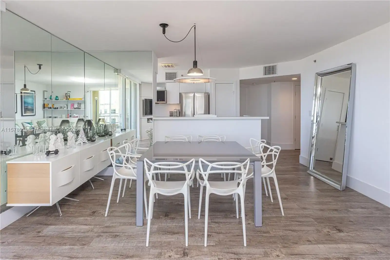 90 Alton Rd # 1411, Miami Beach FL 33139 photo 4