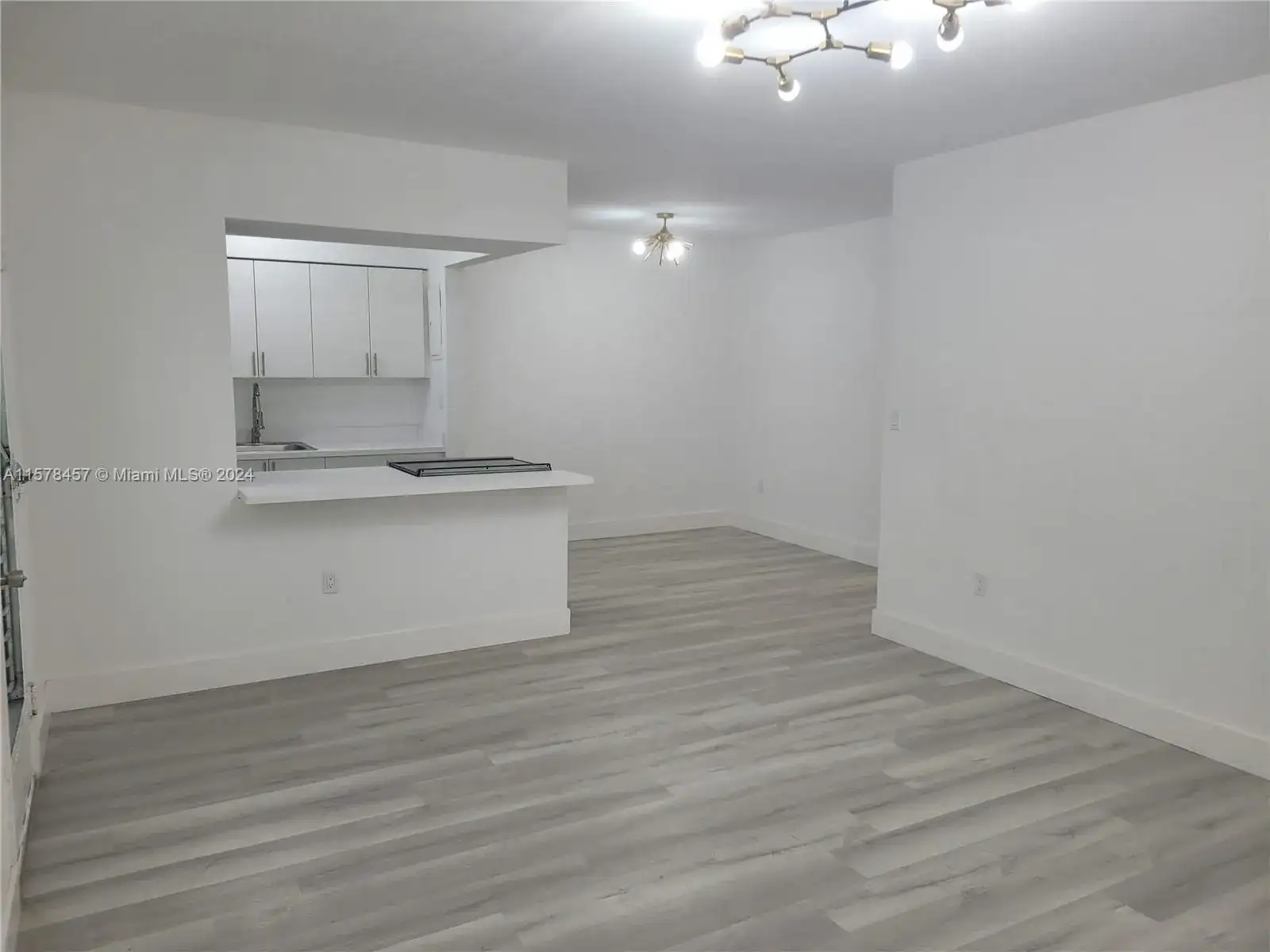 10190 E Bay Harbor Dr # 7E, Bay Harbor Islands FL 33154 photo 3