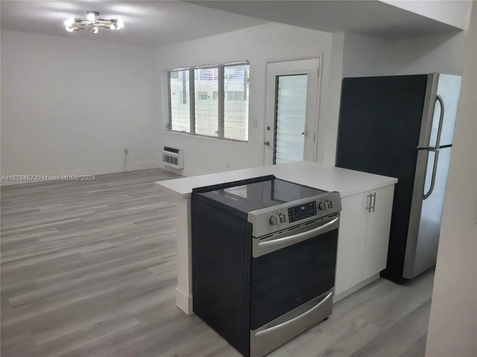 10190 E Bay Harbor Dr # 7E, Bay Harbor Islands FL 33154 photo 4