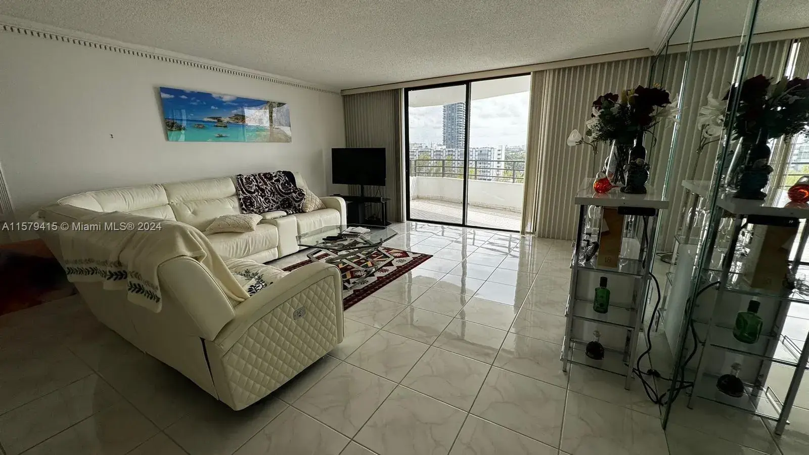 500 Three Islands Blvd # 512, Hallandale Beach FL 33009
