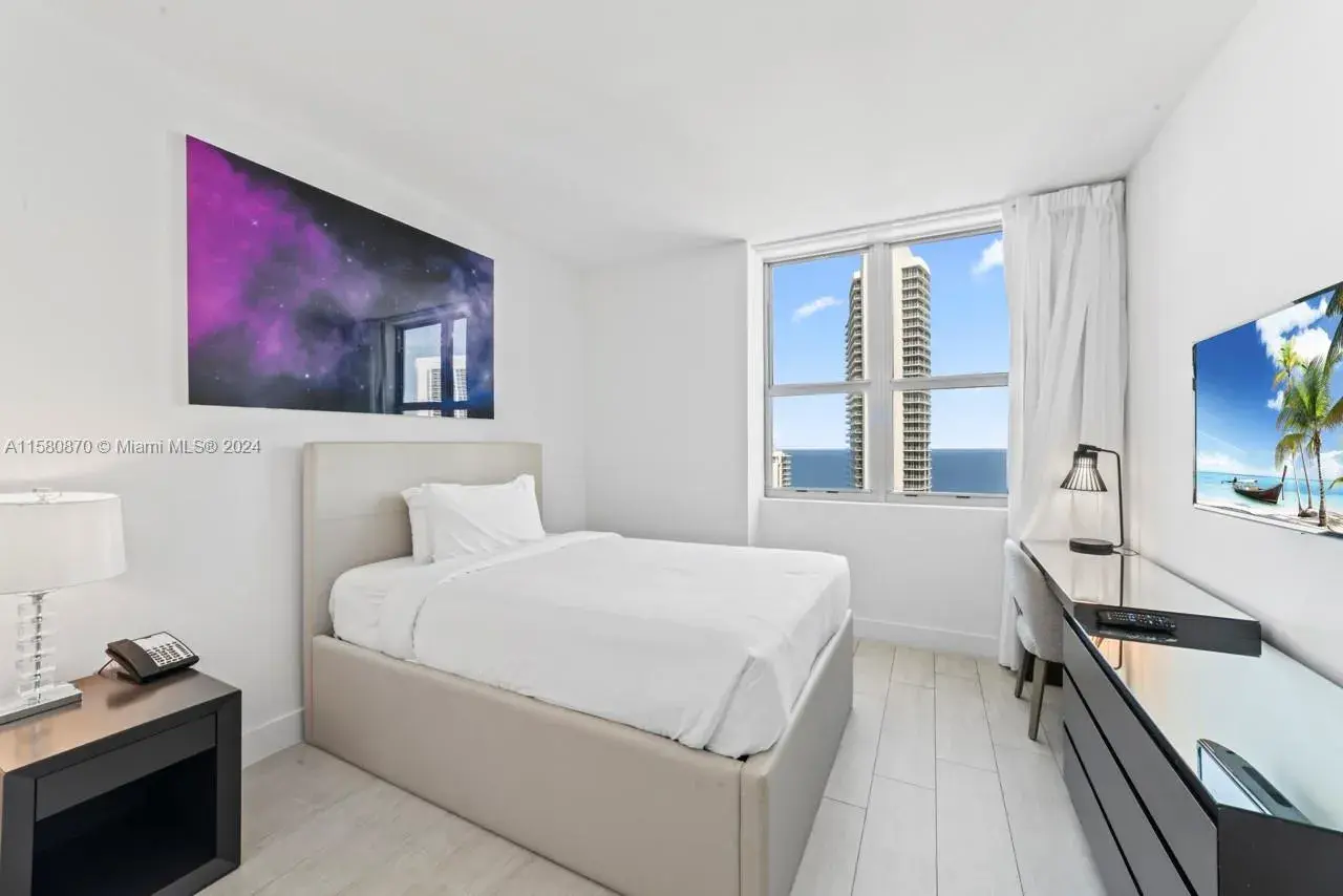4010 S Ocean Dr # R2409, Hollywood FL 33019