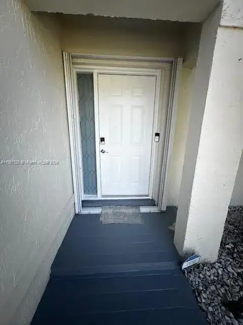 8640 SW 208th Ter, Cutler Bay FL 33189 photo 5