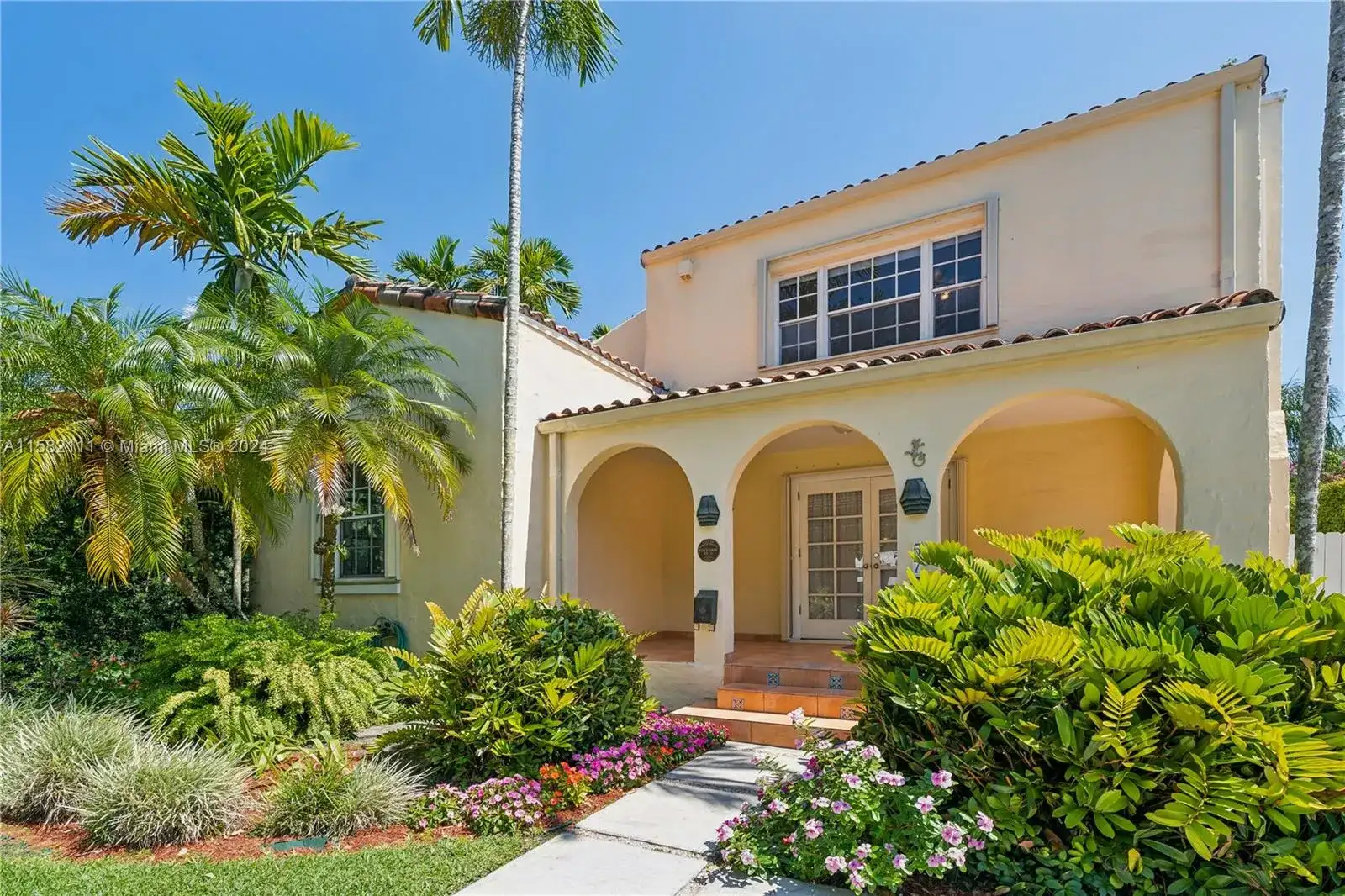 5730 SW 49th St, South Miami FL 33155 photo 2