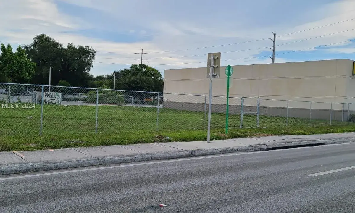 855 NW 79 Street, Miami FL 33150