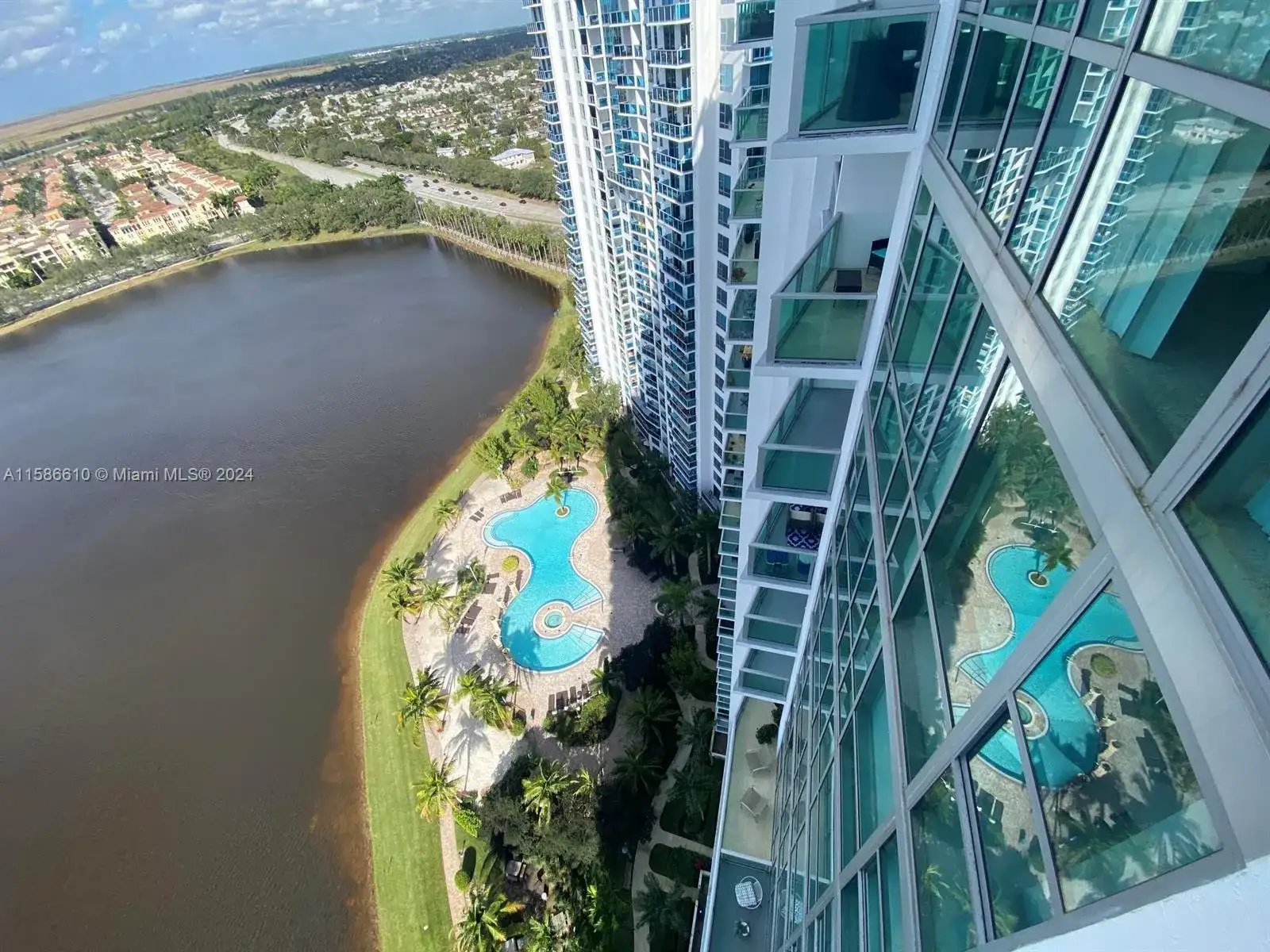 2681 N Flamingo Rd # 2205S, Sunrise FL 33323 photo 3