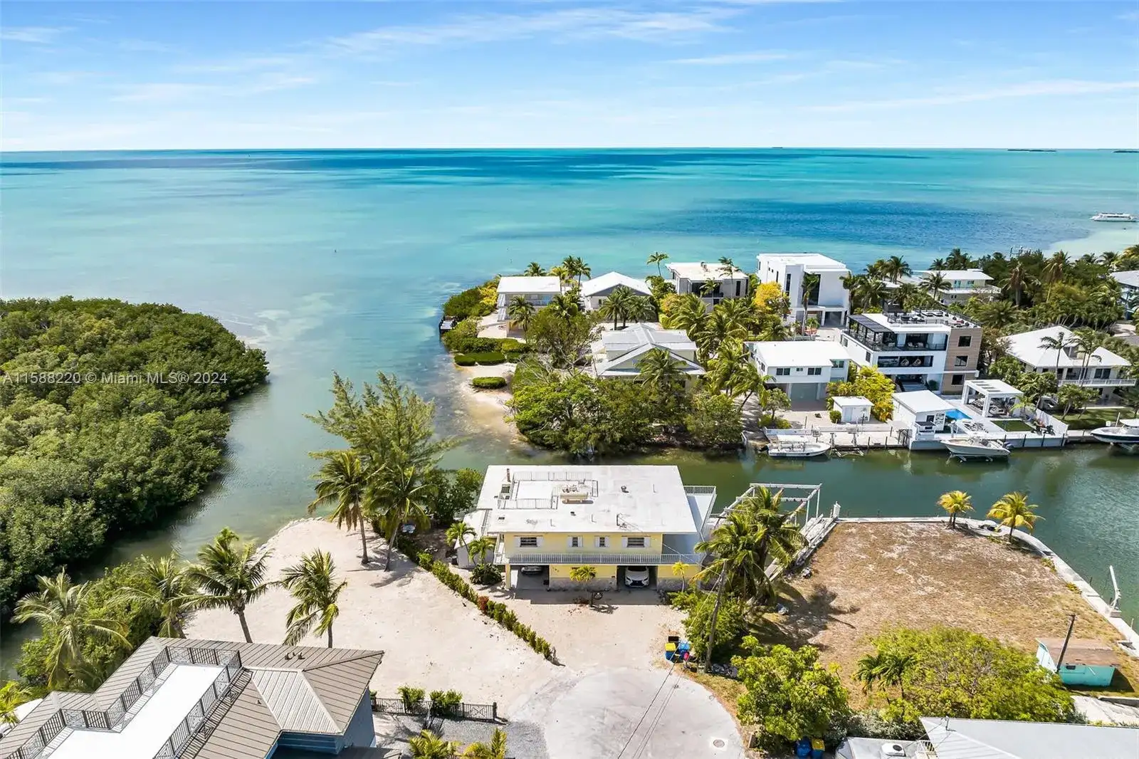 190 Venetian Dr, Islamorada FL 33036 photo 3