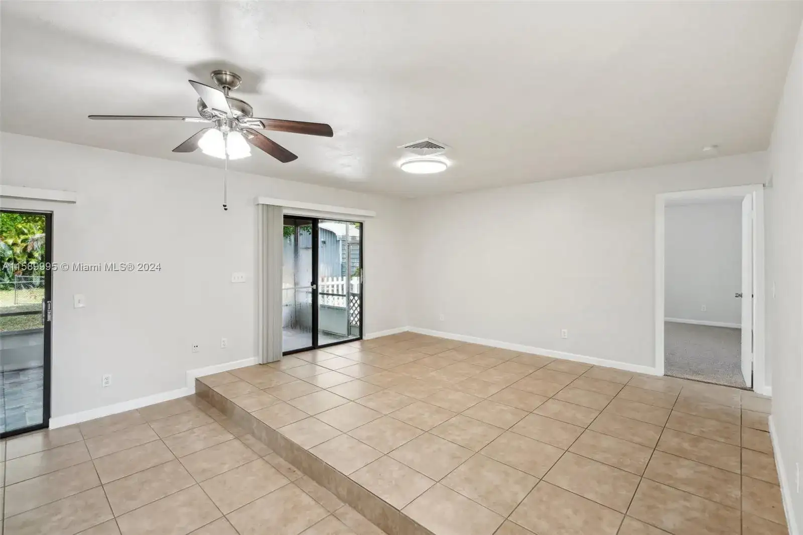 4151 N 121st Ter N, Royal Palm Beach FL 33411 photo 2