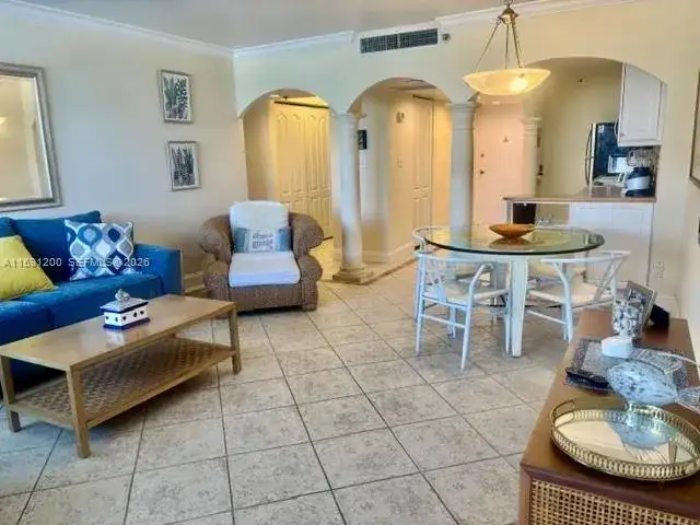 100 Lincoln Rd # 1434, Miami Beach FL 33139 photo 4