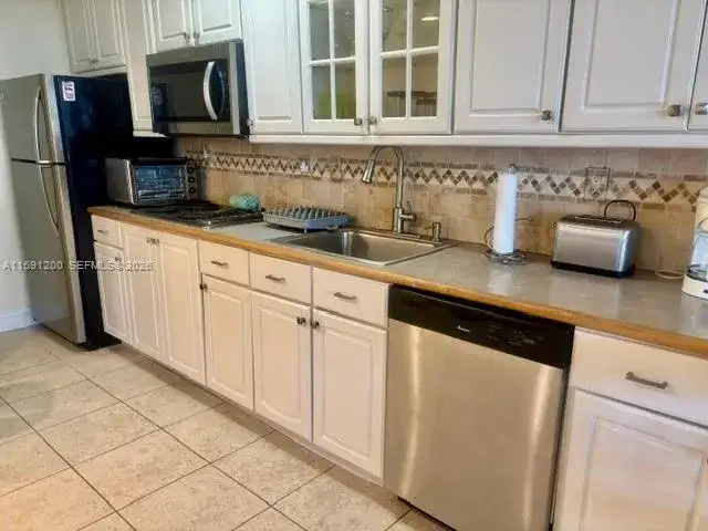 100 Lincoln Rd # 1434, Miami Beach FL 33139 photo 5