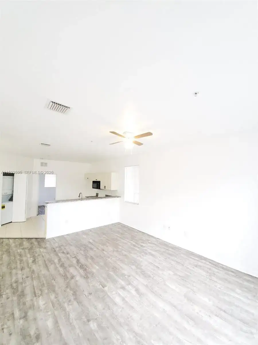 1945 Marsh Harbor Dr # 1945, Riviera Beach FL 33404 photo 3