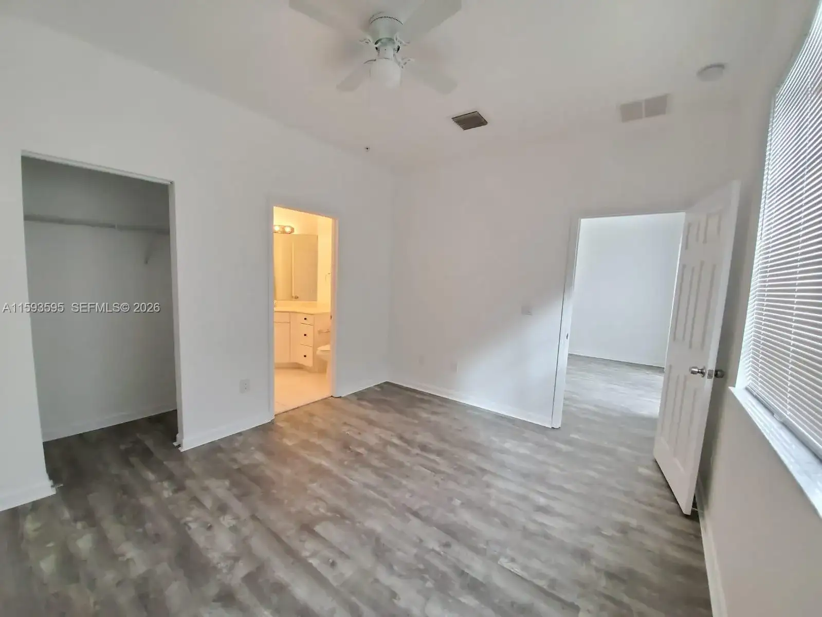 1945 Marsh Harbor Dr # 1945, Riviera Beach FL 33404 photo 4
