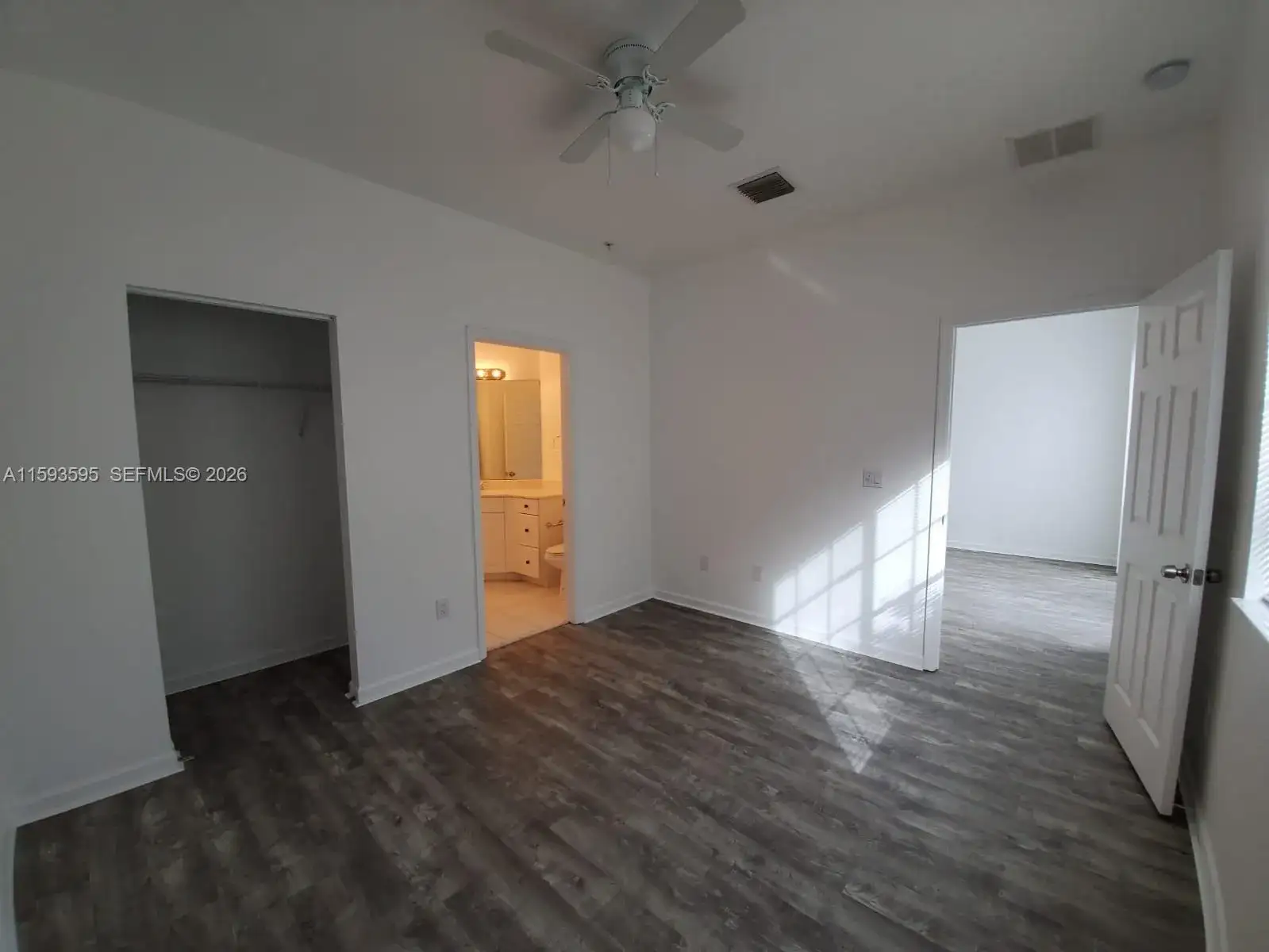 1945 Marsh Harbor Dr # 1945, Riviera Beach FL 33404 photo 5