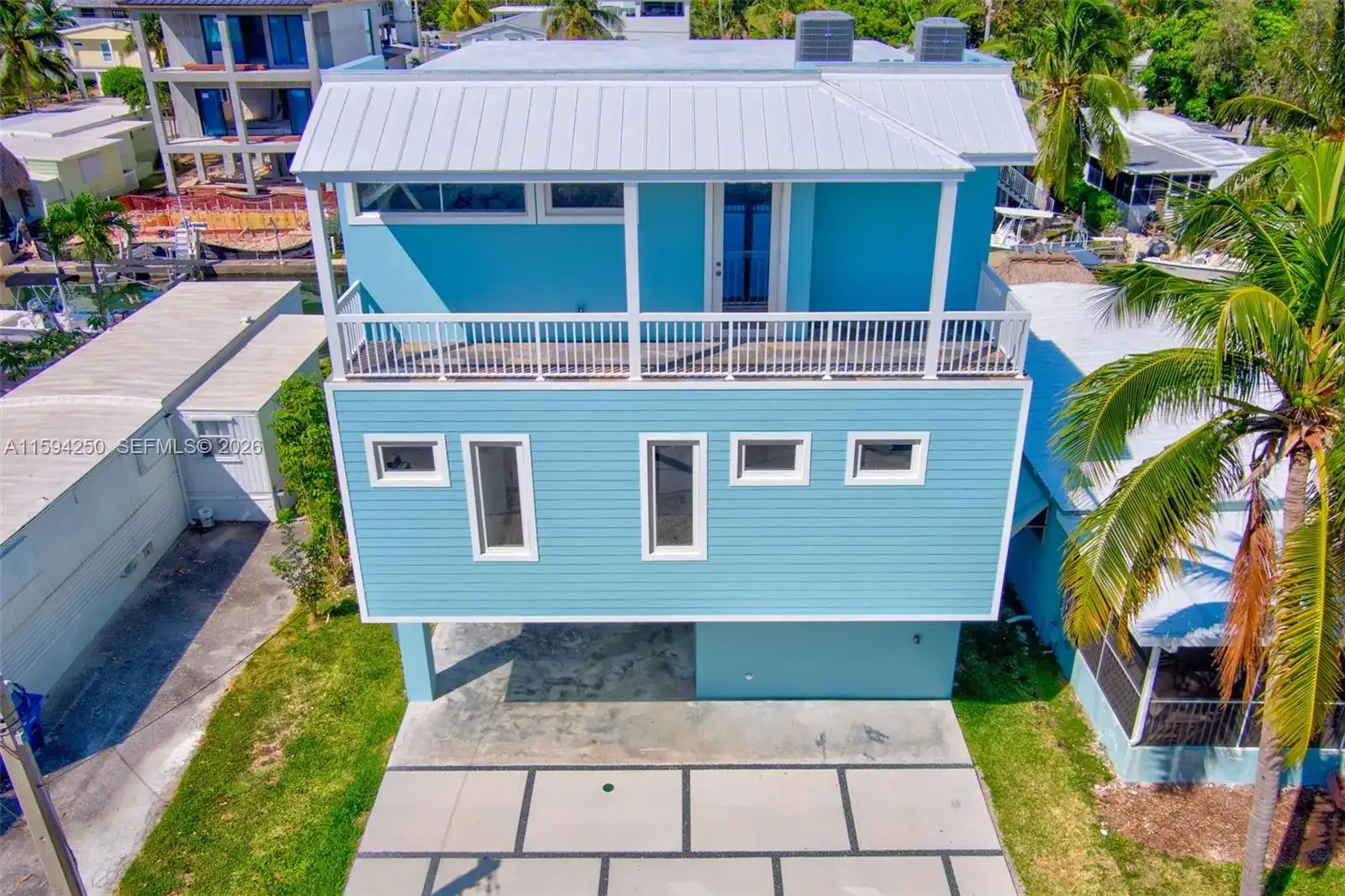 84 Coral Way, Key Largo FL 33037 photo 3